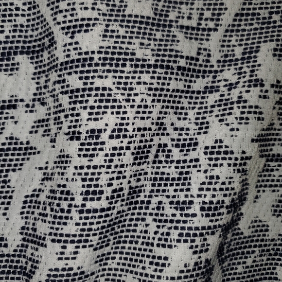 The limited dress size 2 - Picture 4 of 4